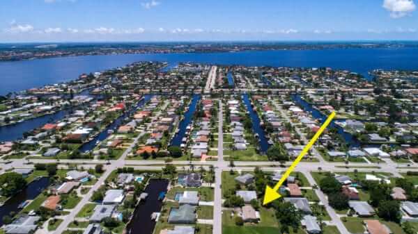 5236 VERSAILLES CT, CAPE CORAL, FL